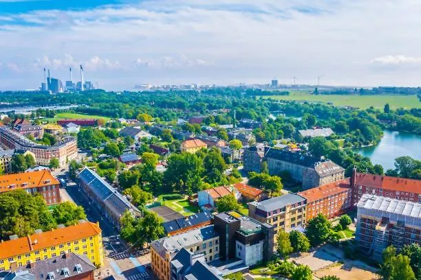 Prime Location - Near Nyhavn & Tivoli Gardens דירה קופנהגן