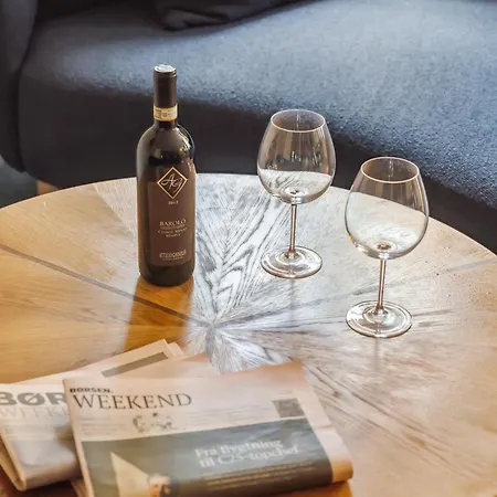 Prime Location - Near Nyhavn & Tivoli Gardens Apartamento Copenhague