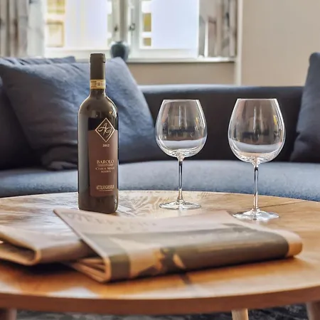 Apartment Prime Location - Near Nyhavn & Tivoli Gardens *