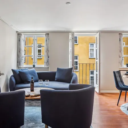 Prime Location - Near Nyhavn & Tivoli Gardens *