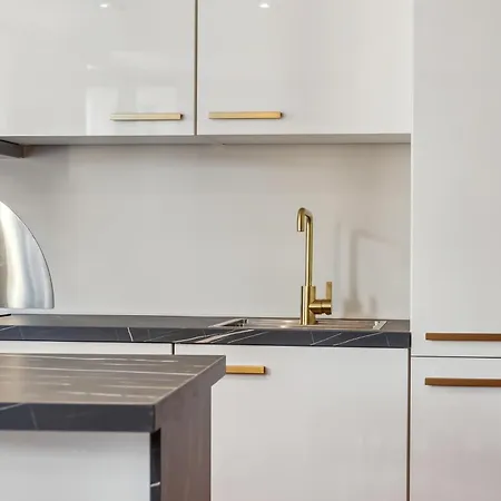 Prime Location - Near Nyhavn & Tivoli Gardens Apartment