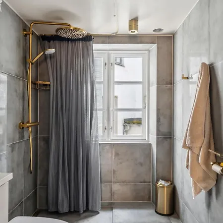 Prime Location - Near Nyhavn & Tivoli Gardens Apartment Copenhagen