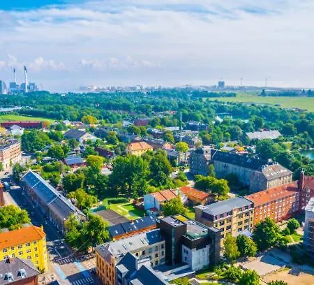 Prime Location - Near Nyhavn & Tivoli Gardens Apartment Copenhagen